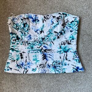 White House black market bustier